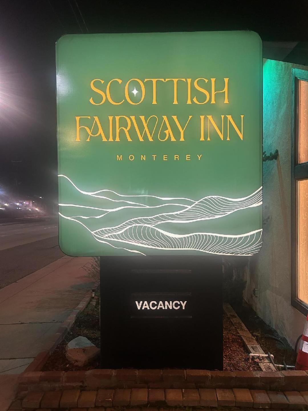 Scottish Fairway Inn Monterey Buitenkant foto